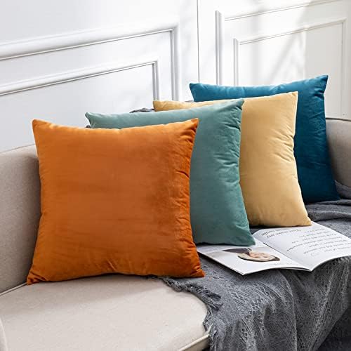 Junfawn Dekorativni jastučni jastuci prekrivači 18x18 Set od 4 za kauč i kauč, meki kvadratni baršun jastuk pokrivača za dekor kreveta